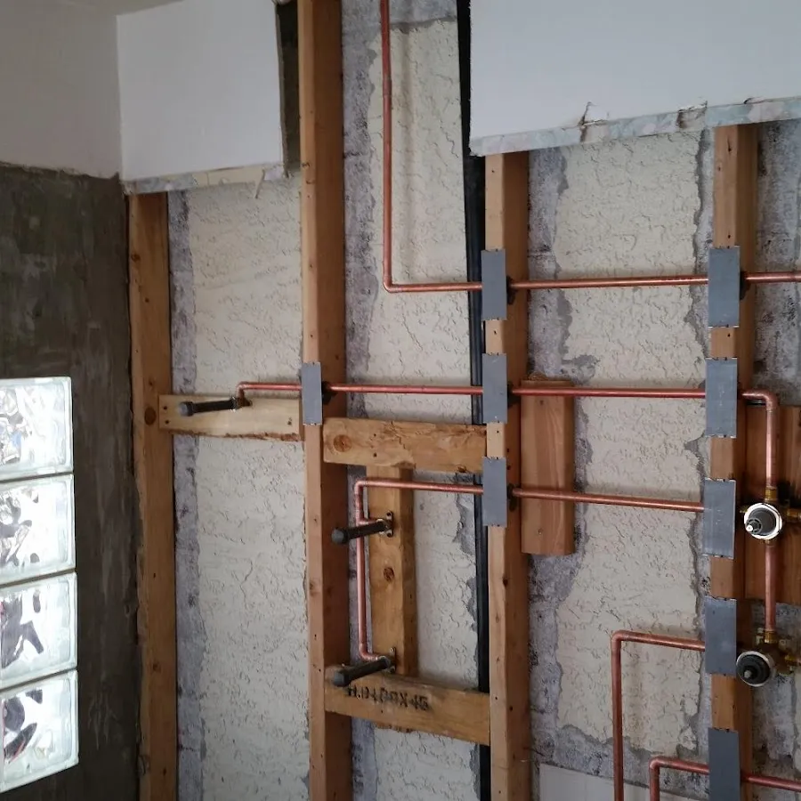 Copper pipe installation for Emergency Plumber in Alvin